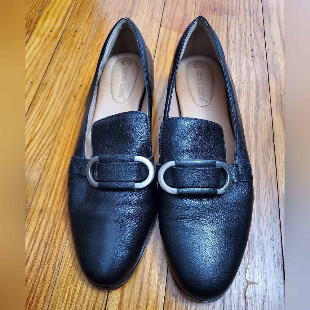 Corso Como Women's Black Leather Loafers with Silver Buckle Sz 9 No Box